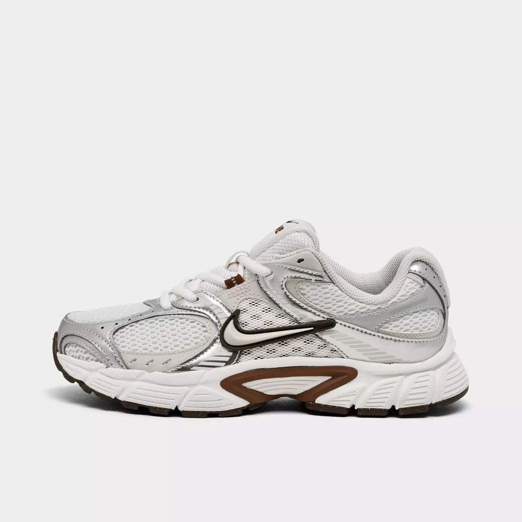 Tennis Nike VR5