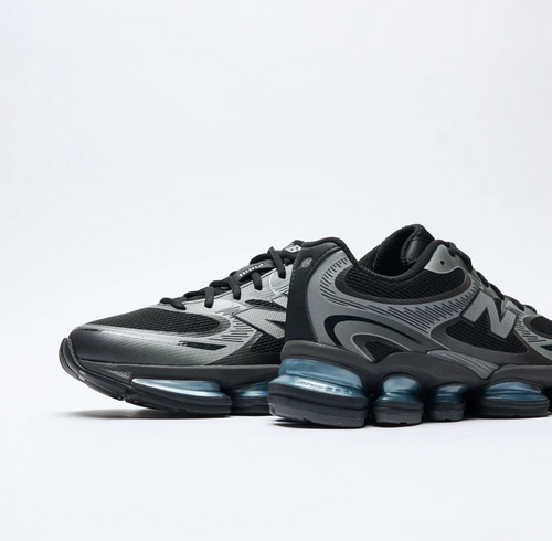 New Balance 2000