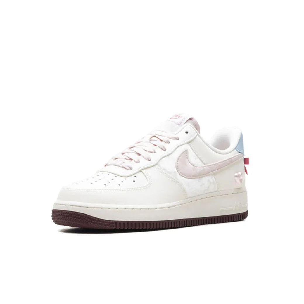 Nike Air Force 1 Low San Valentín