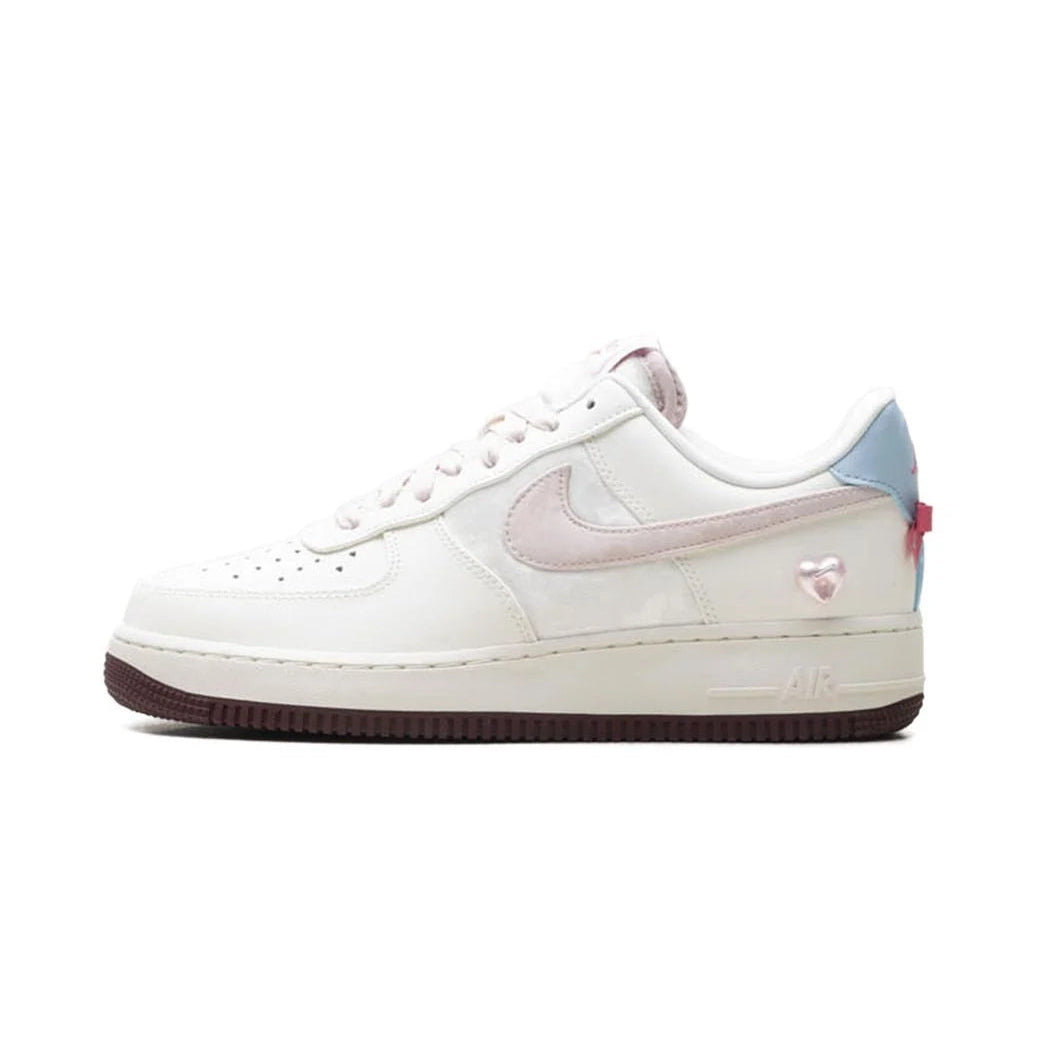 Nike Air Force 1 Low San Valentín